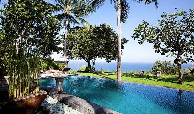Location villa Lombok dans un complexe hotelier
