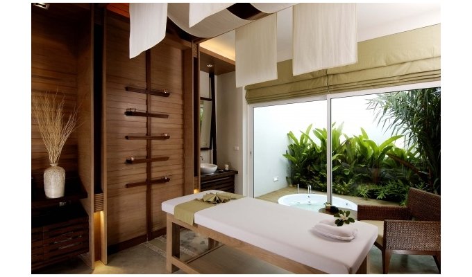 Location Villa de luxe au bord de la plage, piscine privée et staff, Phuket Resort & Spa