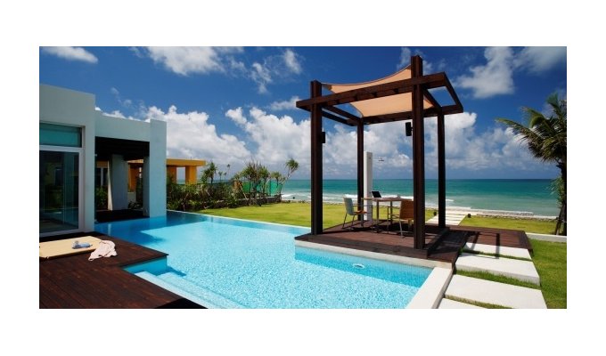 Location Villa de luxe au bord de la plage, piscine privée et staff, Phuket Resort & Spa