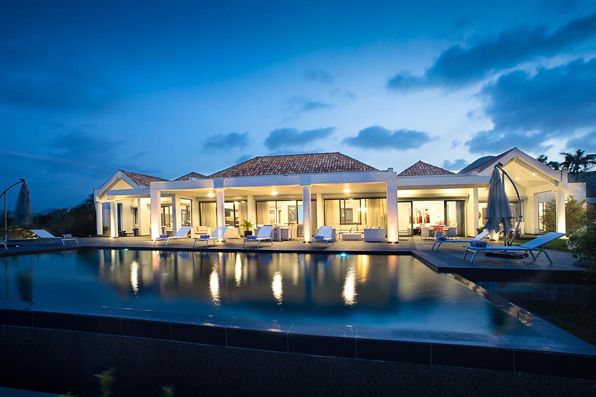 Location Villa Baie Orientale SaintMartin Piscine mer