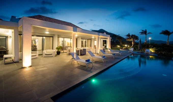 Saint Martin Location Villa de luxe avec vue sur la plage de Baie Orientale - Caraibes - Antilles Françaises