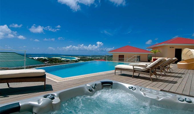 St Martin Location Villa Park View avec Piscine & Jacuzzi