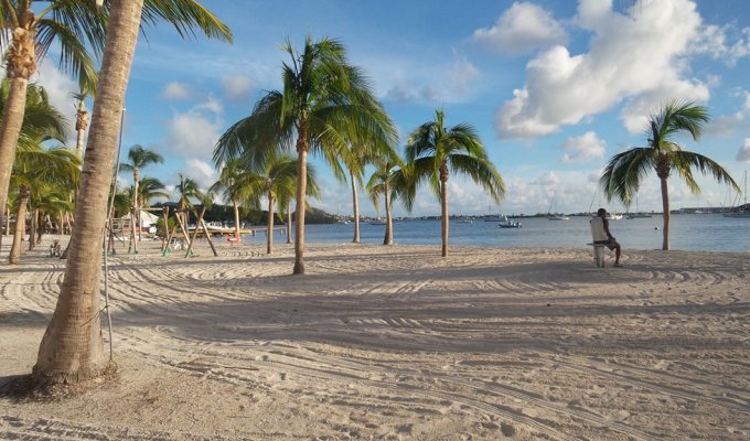 Location Maison à St Martin dans le Village de Baie Orientale avec piscine privative - 2 min à pieds de la plage - Caraibes - Antilles Françaises