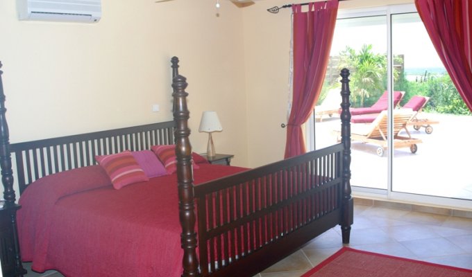 SAINT MARTIN - Location de villa avec piscine privée et vue mer - Orient Baie - Caraibes - Antilles Françaises 