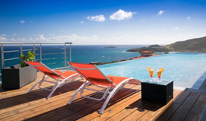 St Maarten Location Villa Tamarind Hill Estates Piscine & Jacuzzi Vue mer