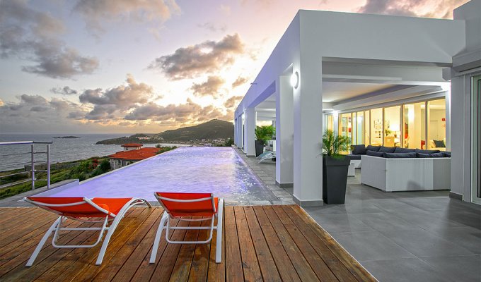 St Maarten Location Villa Tamarind Hill Estates Piscine & Jacuzzi Vue mer