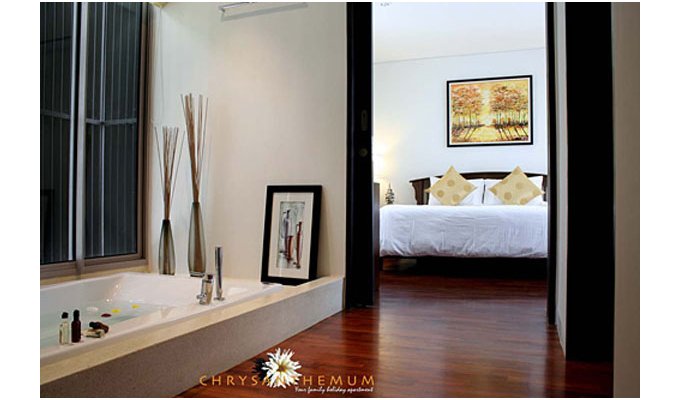 Location de vacances appartement de luxe trois chambres, Kata Beach, Phuket, Thailande