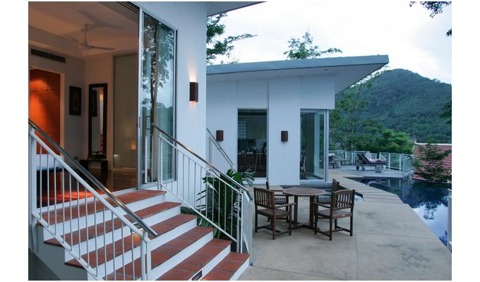 Villa de luxe de vacances dans complex de villas avec piscine privée et personnel