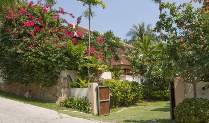 Location de Vacances Thailande, Villa avec piscine, à quelques minutes de la  plage de Choeng Moen.