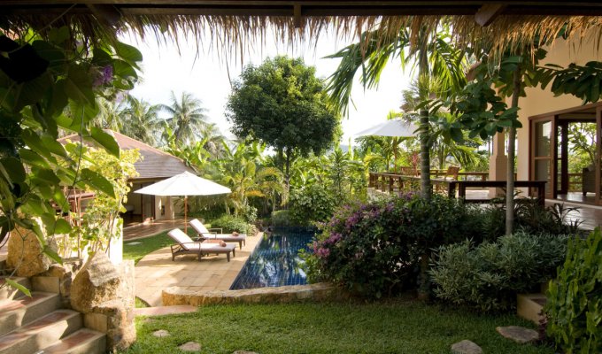 Location de Vacances Thailande, Villa avec piscine, à quelques minutes de la  plage de Choeng Moen.