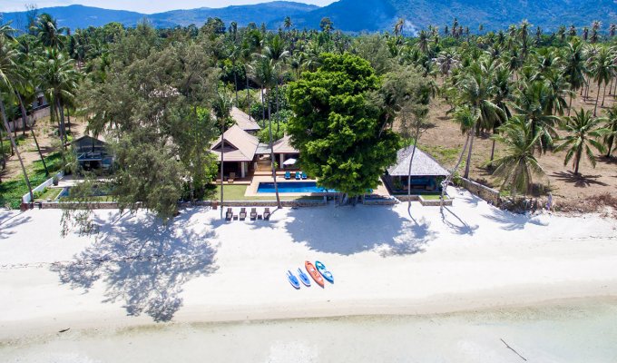 Thailande Location Villa de luxe sur la plage de Lipa Noi à Kho Samui avec piscine privée et Personnel