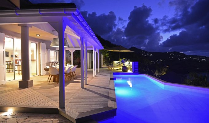 Location Villa de Luxe à St Barth avec piscine privée surplombant le lagon de Petit Cul de sac - Domaine privé du Levant - Caraibes - Antilles Françaises