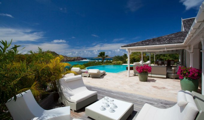 Location Villa de Luxe à St Barth avec piscine privée surplombant le lagon de Petit Cul de sac - Domaine privé du Levant - Caraibes - Antilles Françaises