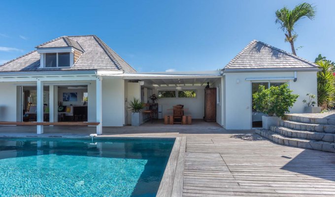 Location Villa de Luxe à St Barth avec piscine privée et Vue Mer surplombant Anse des cayes - Caraibes - Antilles Françaises