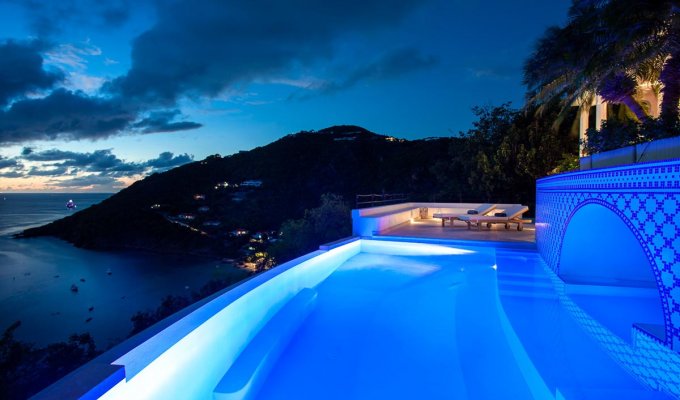 LOCATION SAINT BARTHELEMY - Villa de Luxe Vue Mer avec piscine privée offrant les services exclusifs de l’Hôtel Eden Rock