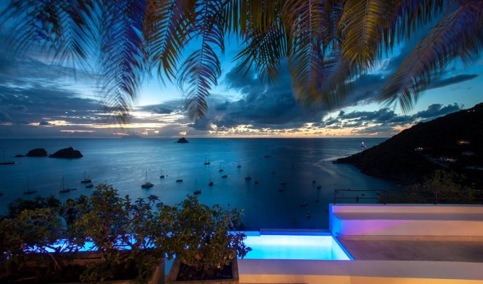 LOCATION SAINT BARTHELEMY - Villa de Luxe Vue Mer avec piscine privée offrant les services exclusifs de l’Hôtel Eden Rock