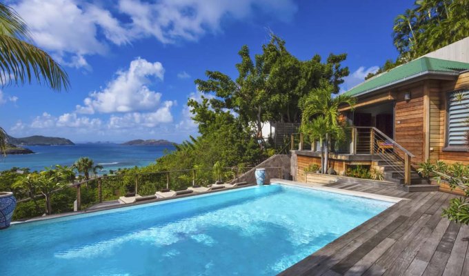 LOCATION SAINT BARTHELEMY - Villa de Luxe Vue Mer avec piscine privée offrant les services exclusifs de l’Hôtel Eden Rock