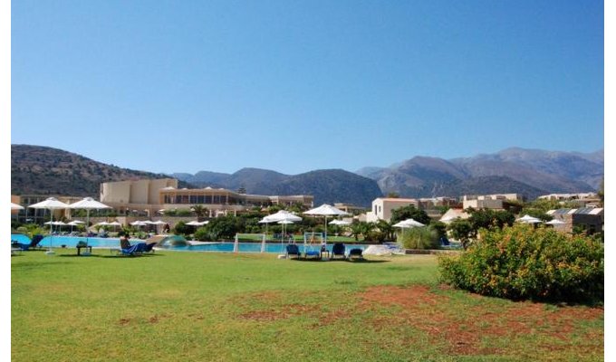 Votre Séjour en Crète, en hébergement 8j/7 nuits à l'hôtel en demi-pension en chambre Standard avec vue sur la montagne. A PARTIR DE 613€/pers.