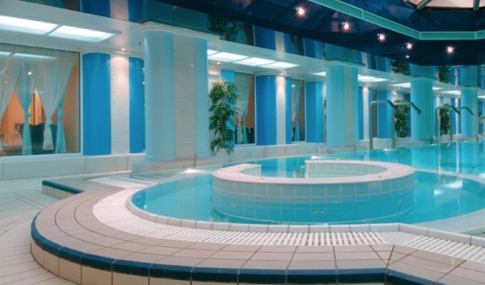 Votre Séjour en Crète, en hébergement 8j/7 nuits à l'hôtel en demi pension en chambre avec vue sur la mer. A PARTIR DE 419€/pers. 