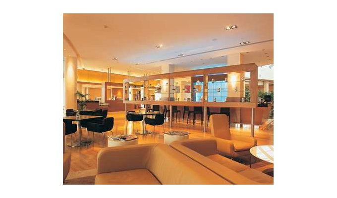 Votre Séjour en Grèce, en hébergement 8j/7 nuits à l'hôtel avec petit déjeuner en Guest Room. Hôtel Hilton Athènes 