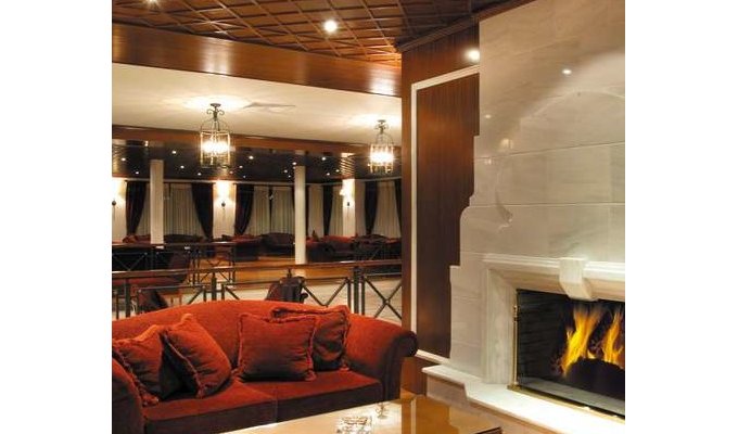 Votre Séjour en Grèce, en hébergement 8j/7 nuits à l'hôtel en demi-pension en chambre avec vue sur la montagne, transfert Aéroport. HOTEL GALINI & SPA RESORT 