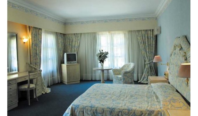 Votre Séjour en Grèce, en hébergement 8j/7 nuits à l'hôtel en demi-pension en chambre avec vue sur la montagne, transfert Aéroport. HOTEL GALINI & SPA RESORT 