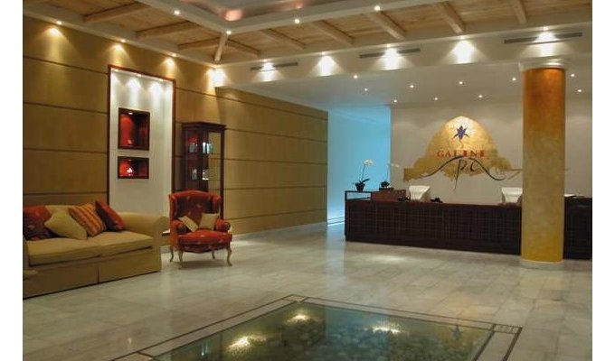 Votre Séjour en Grèce, en hébergement 8j/7 nuits à l'hôtel en demi-pension en chambre avec vue sur la montagne, transfert Aéroport. HOTEL GALINI & SPA RESORT 
