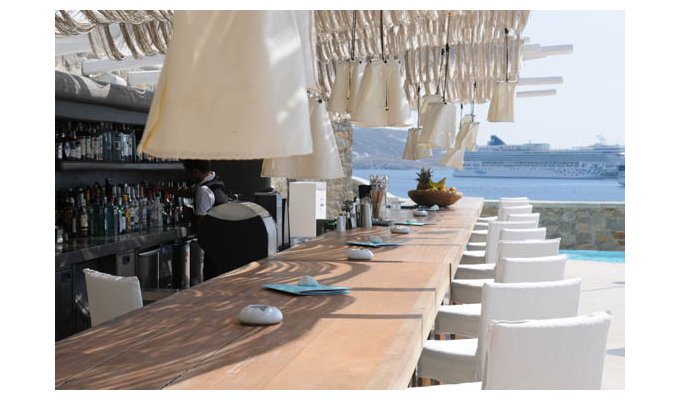 Votre Séjour dans les Cyclades, en hébergement 8j/7 nuits à l'hôtel avec petit déjeuner en chambre Classique. Hôtel Cavo Tagoo 