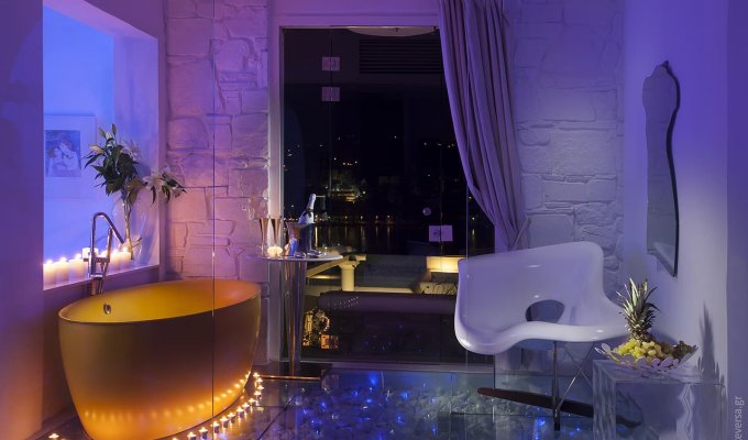 Votre Séjour dans les Cyclades, en hébergement 8j/7 nuits à l'hôtel avec petit déjeuner en chambre avec vue sur la mer. Hôtel Kivotos