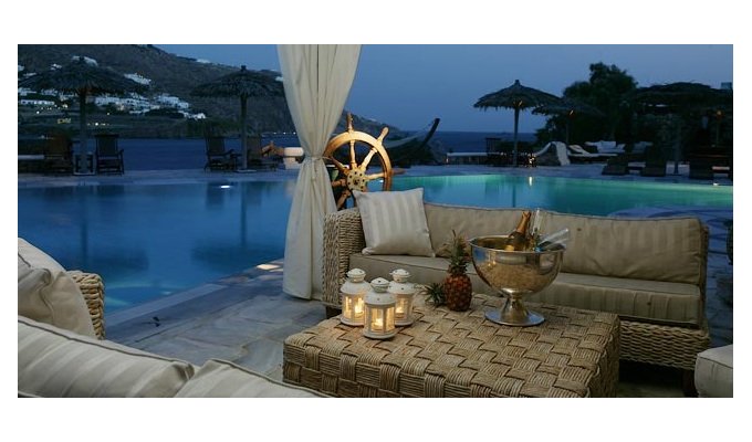 Votre Séjour dans les Cyclades, en hébergement 8j/7 nuits à l'hôtel avec petit déjeuner en chambre avec vue sur la mer. Hôtel Kivotos