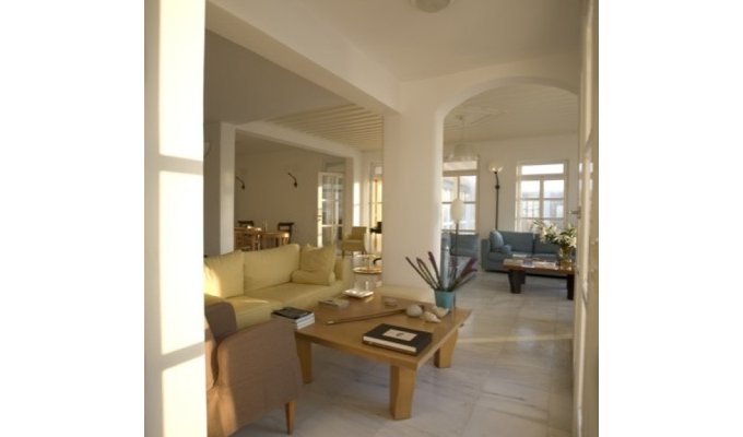 Votre Séjour dans les Cyclades, en hébergement 8j/7 nuits à l'hôtel avec petit déjeuner chambre Standard. Hôtel Dorion