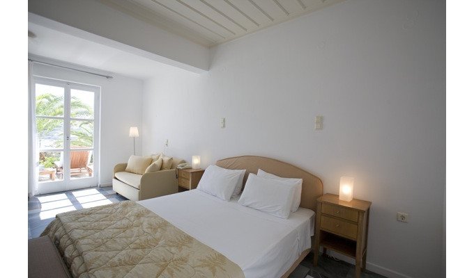 Votre Séjour dans les Cyclades, en hébergement 8j/7 nuits à l'hôtel avec petit déjeuner chambre Standard. Hôtel Dorion