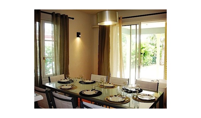 Location Villa à St Martin dans le Village de Baie Orientale avec piscine privative - 2 min à pieds de la plage - Caraibes - Antilles Françaises