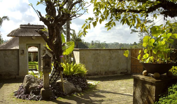 Location de vacances de prestige, Villa de Luxe à Ubud, 2 chambres, personnel, 2 piscines et salle de gym