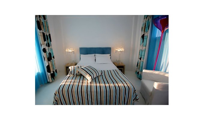 Votre Séjour en Grèce, en hébergement 8j/7 nuits à l'hôtel avec petit-déjeuner en chambre senior avec vue sur la mer. Hôtel Rocabella Resort & Spa.