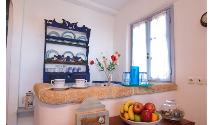 Location de Vacances Typique en Grèce, Studio dans un Moulin à Vent, Kythera.
