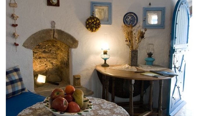 Location de Vacances en Grèce, Maison Typique pour quatre personnes.