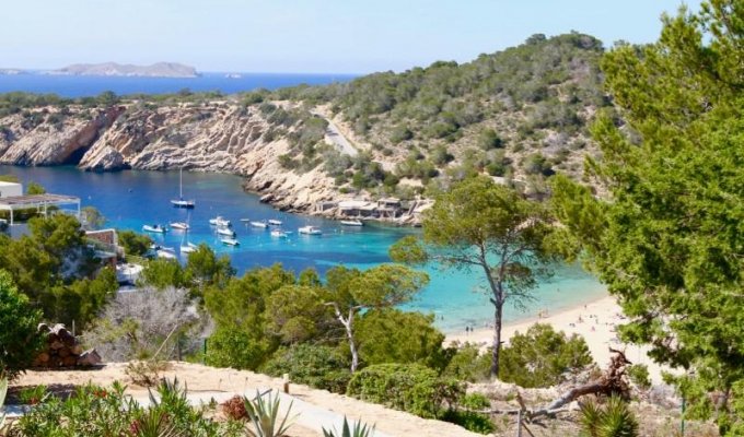 Location Villa de Luxe Ibiza Piscine Privée Bord de Mer Cala Vadella Iles Baléares Espagne