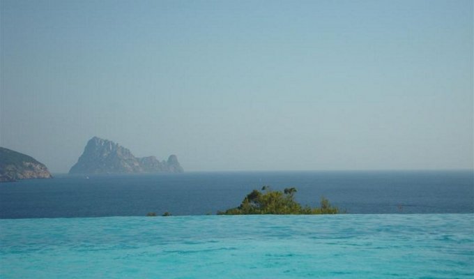 Location Villa de Luxe Ibiza Piscine Privée Bord de Mer Cala Codolar Iles Baléares Espagne