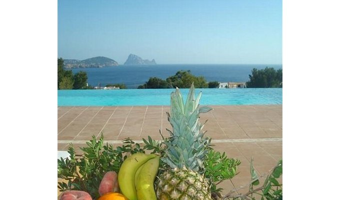 Location Villa de Luxe Ibiza Piscine Privée Bord de Mer Cala Codolar Iles Baléares Espagne