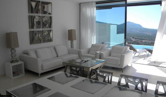 Location Villa de Luxe Ibiza Piscine Privée Bord de Mer Cala Carbo Iles Baléares Espagne