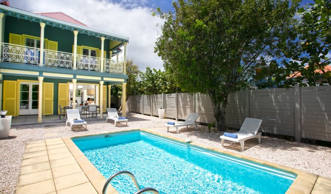 Location Villa au centre du village de Baie Orientale avec piscine privée - Saint Martin - Caraibes - Antilles Françaises