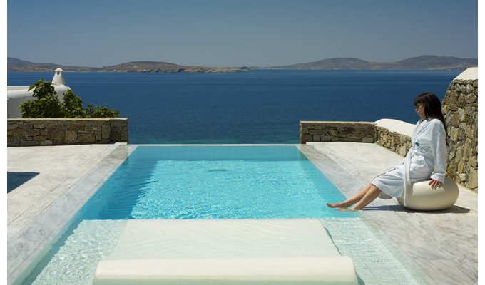 Votre Séjour à Mykonos, en hébergement 4j/3 nuits à l'hôtel avec petit déjeuner en chambre Classique. 	