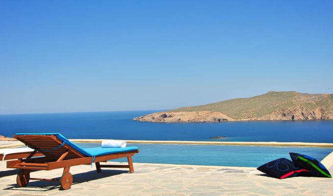 les Cyclades Location Villa Mykonos avec Piscine privée et personnel