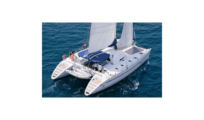 Location Catamaran avec équipage en Sardaigne