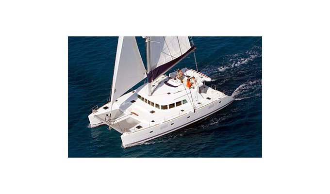 Location Catamaran avec équipage en Toscane