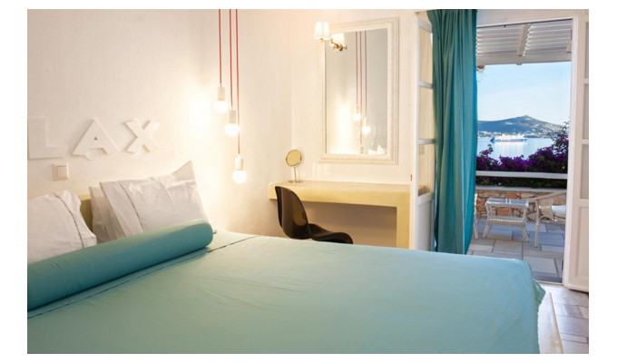 Votre Séjour dans les Cyclades, en hébergement 8j/7 nuits à l'hôtel en formule petit-déjeuner en chambre standard.