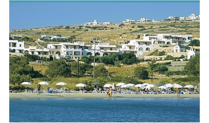 Votre Séjour dans les Cyclades, en hébergement 8j/7 nuits à l'hôtel en formule petit-déjeuner en chambre standard.