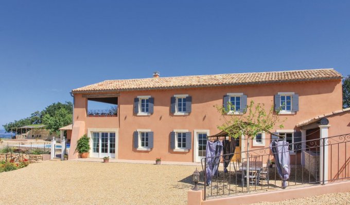 Mont Ventoux location villa Provence avec piscine privee chauffee