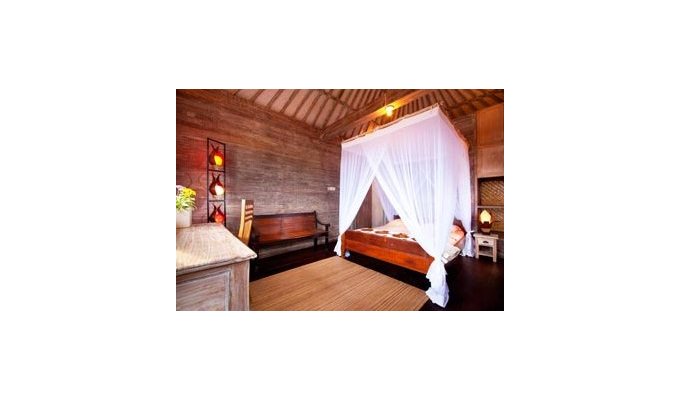 Villa de vacances à Seminyak avec piscine privée à 10 mn de la plage